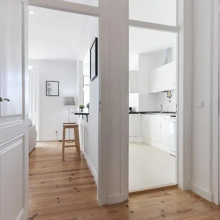 Apartment Santa Marta Deluxe By Homing Lisbon